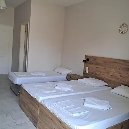 Hotel de apartamente Poppy Beloni Chania (Crete)