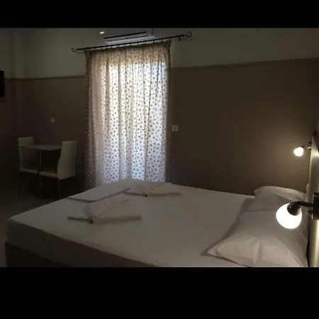 Poppy Beloni Hotel de apartamente *
