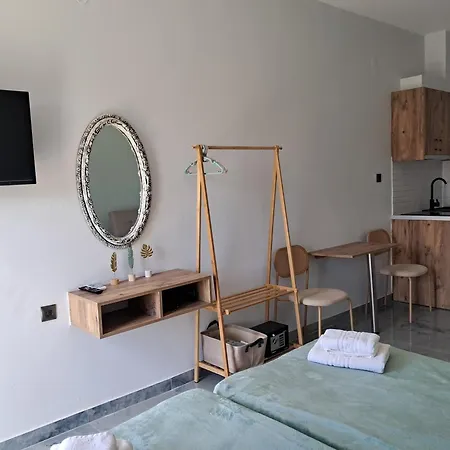 Poppy Beloni Apart Otel