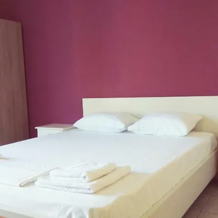 Poppy Beloni Hotel de apartamente